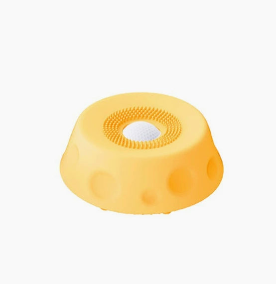 ⚽🐕 Soccer Style Multi purpose dog bowl ,Dog Liquid Slow Feeder,Lick Bowl Mat with Ball