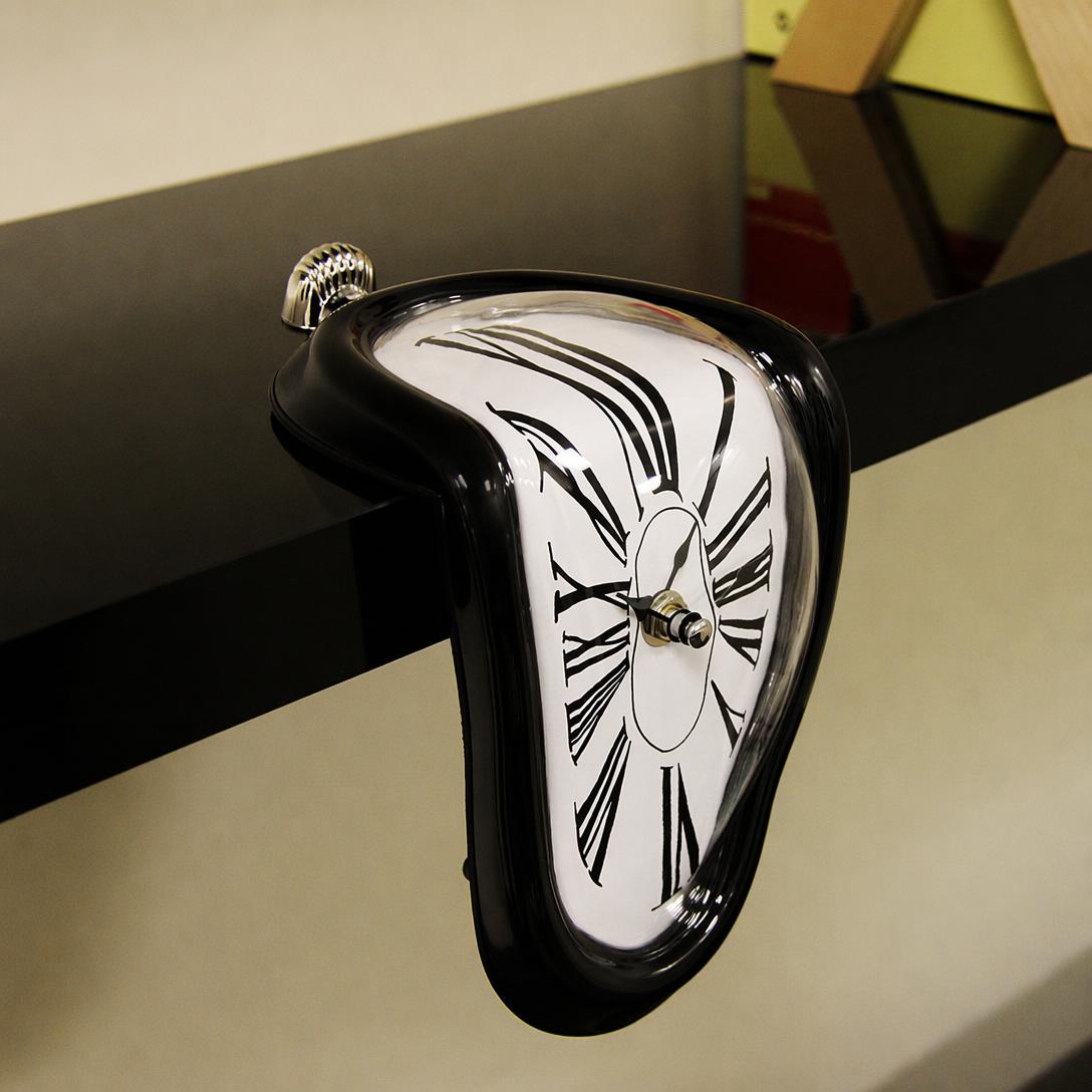 ⏱️Novel and Creative Modern Melting Clock
