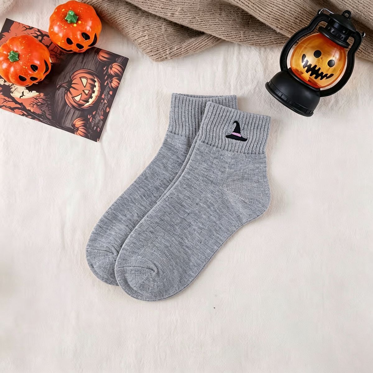 Gray Five-Pair Set