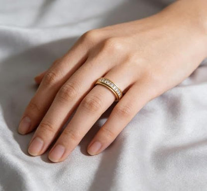 ✨Simple single-row diamond rotating ring