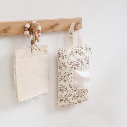🌸Hangable floral pattern wet wipes bag