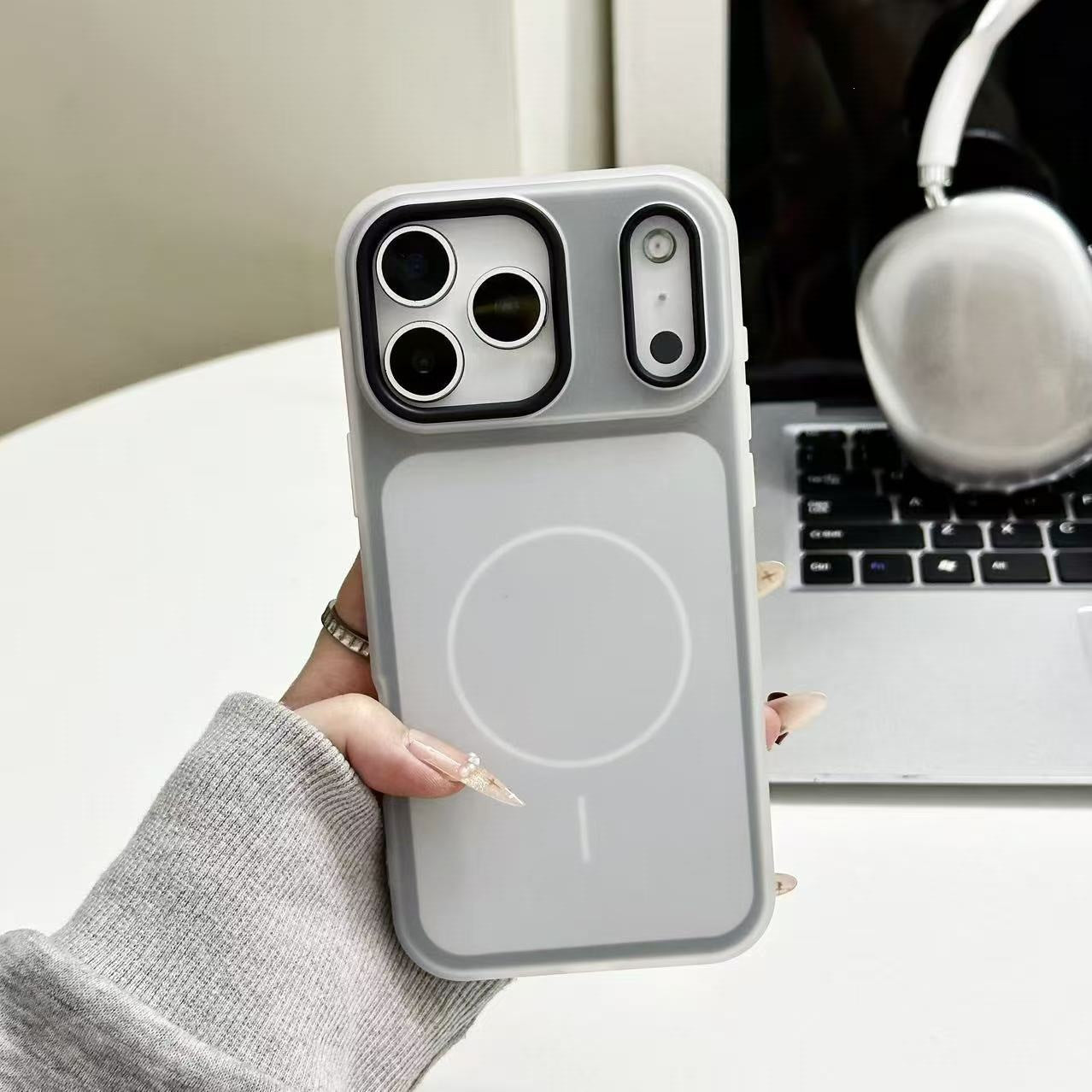 📱Candy-colored magnetic two-in-one phone case for iPhone 17 Pro Max Jelly Shell