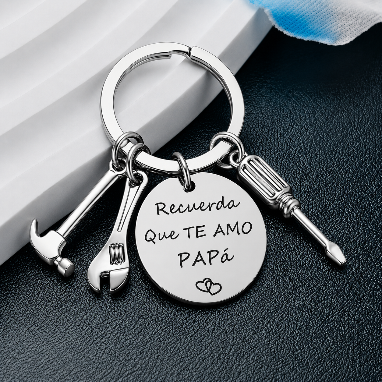 🎁Father's Day Keychain, Fashion Accessory with Hammer