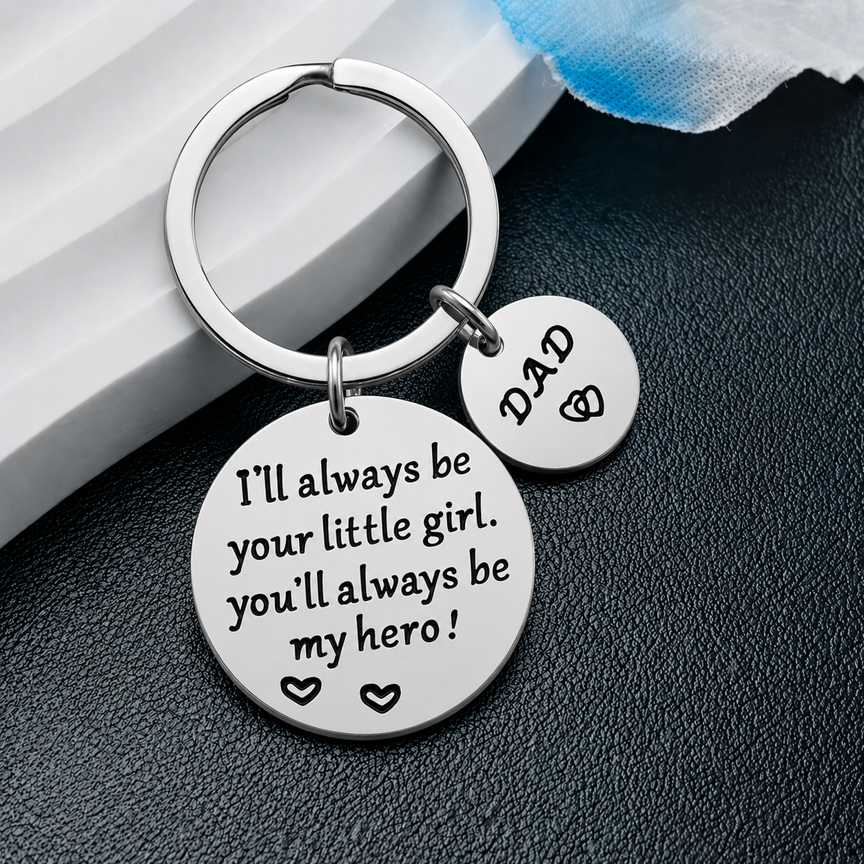 🎁Father's Day Keychain, Fashion Accessory with Hammer