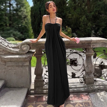 🌊👗 Halter Tie Back Maxi Dress with Pockets