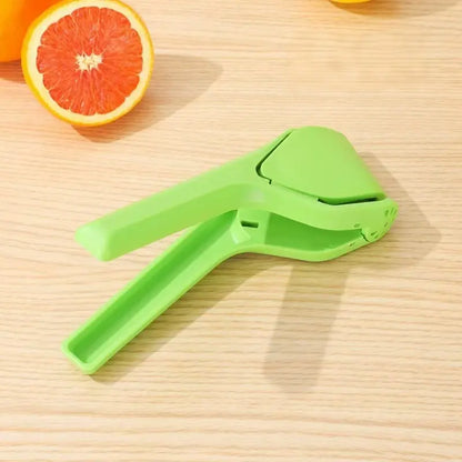 🍊💪 Stainless Steel Citrus Squeezer