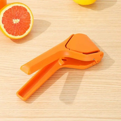 🍊💪 Stainless Steel Citrus Squeezer