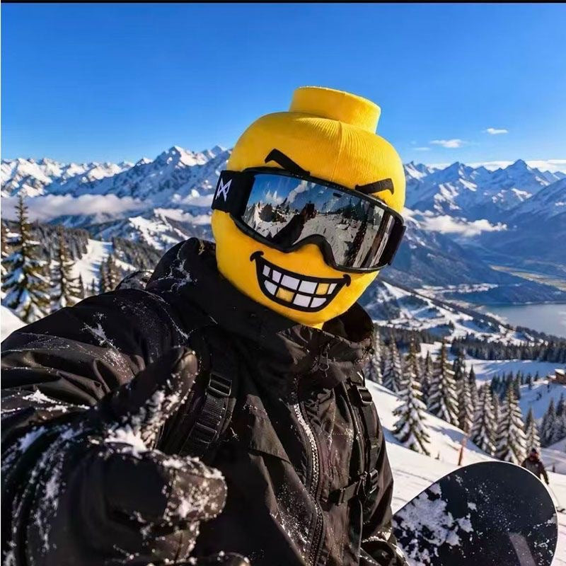 Gold-Toothed Grin