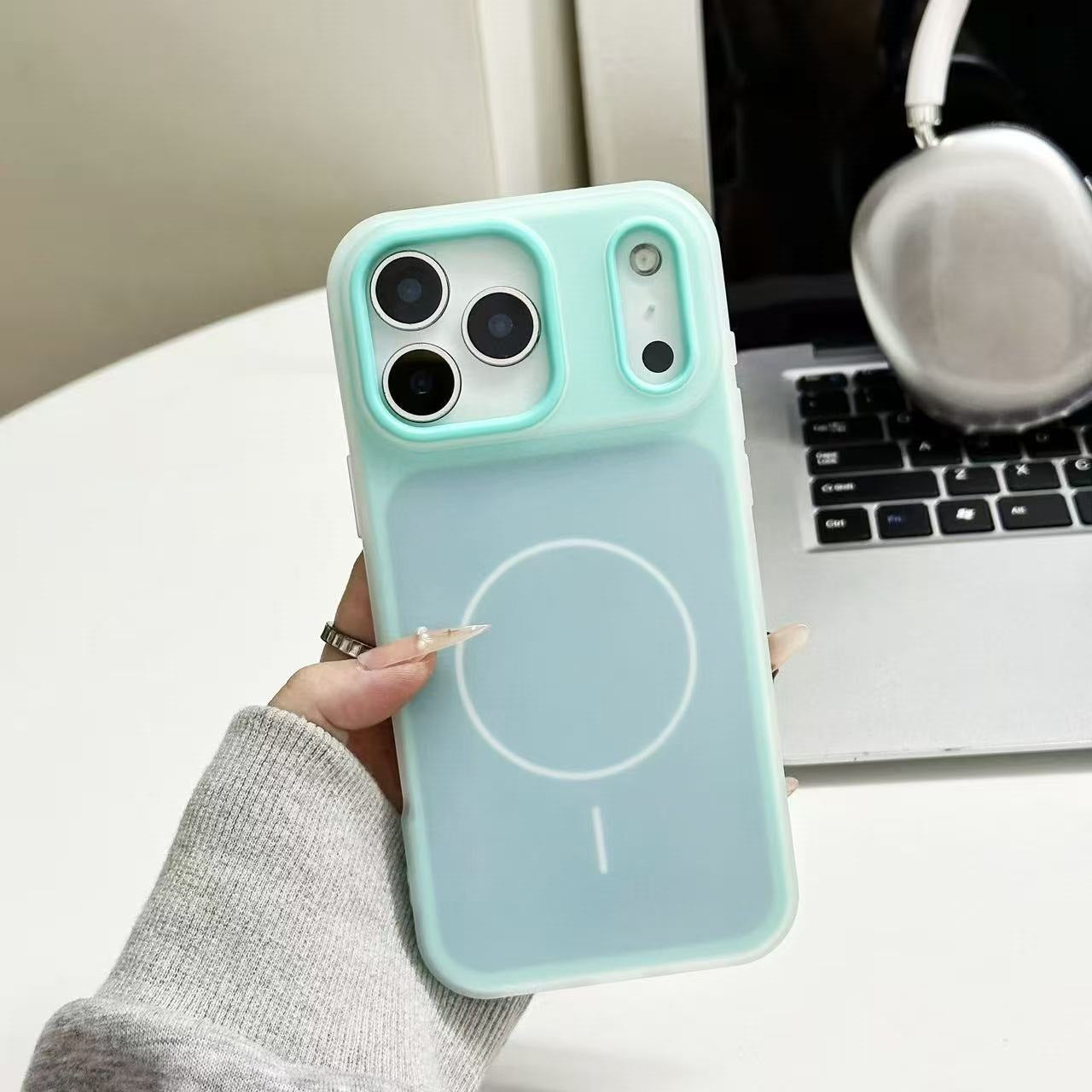 📱Candy-colored magnetic two-in-one phone case for iPhone 17 Pro Max Jelly Shell