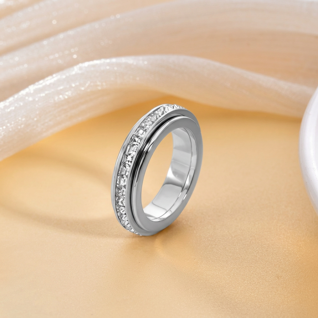✨Simple single-row diamond rotating ring